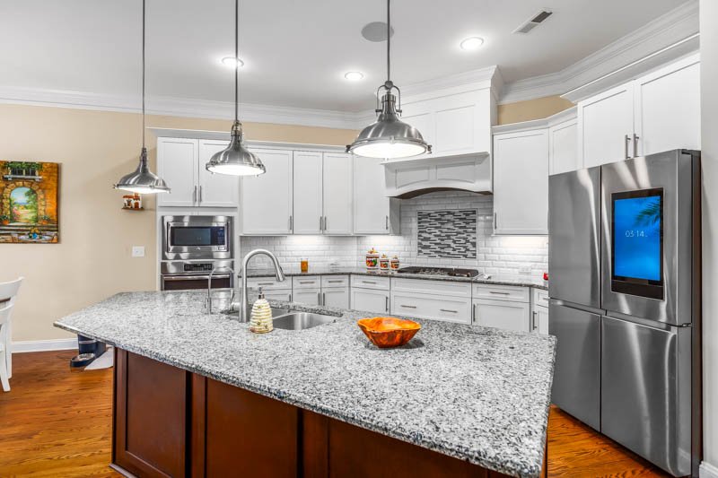 353 Saint James Drive-9.jpg