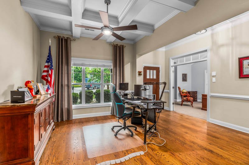 353 Saint James Drive-12.jpg