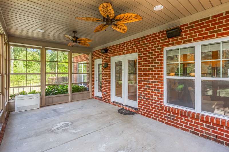 353 Saint James Drive-28.jpg