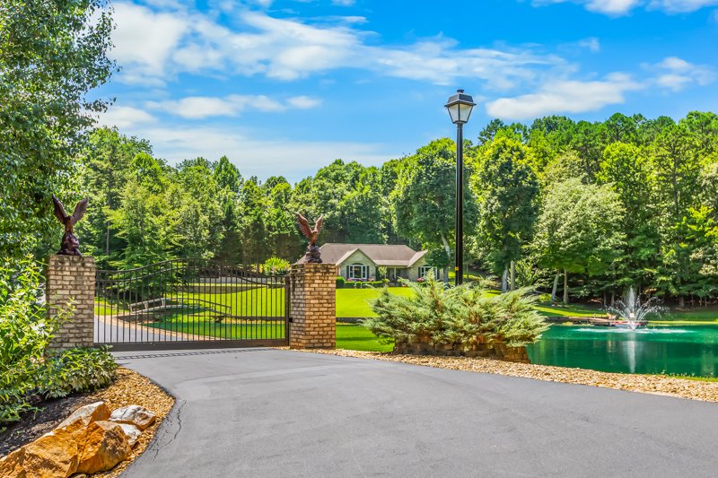 4725 Hearthside Drive-1.jpg
