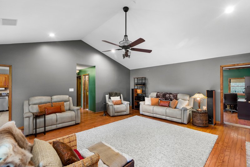 4725 Hearthside Drive-18.jpg