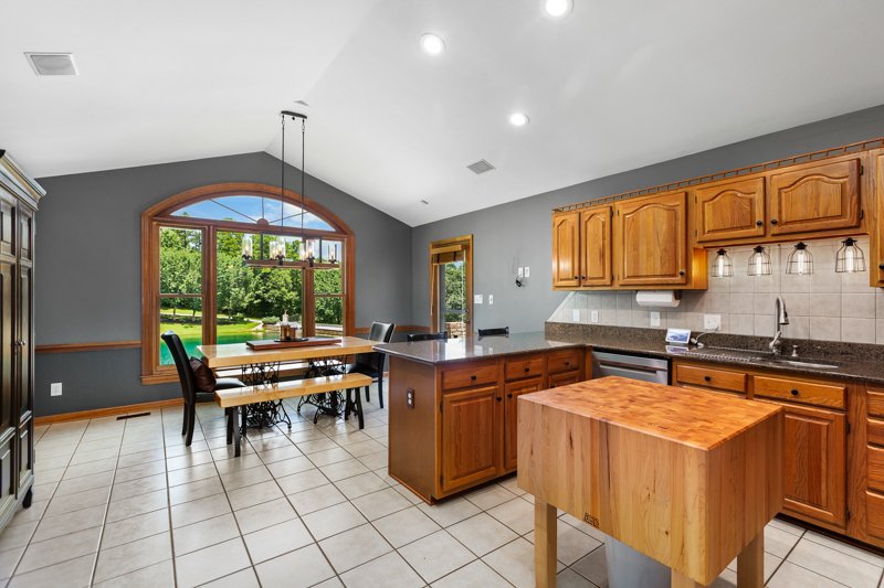 4725 Hearthside Drive-19.jpg