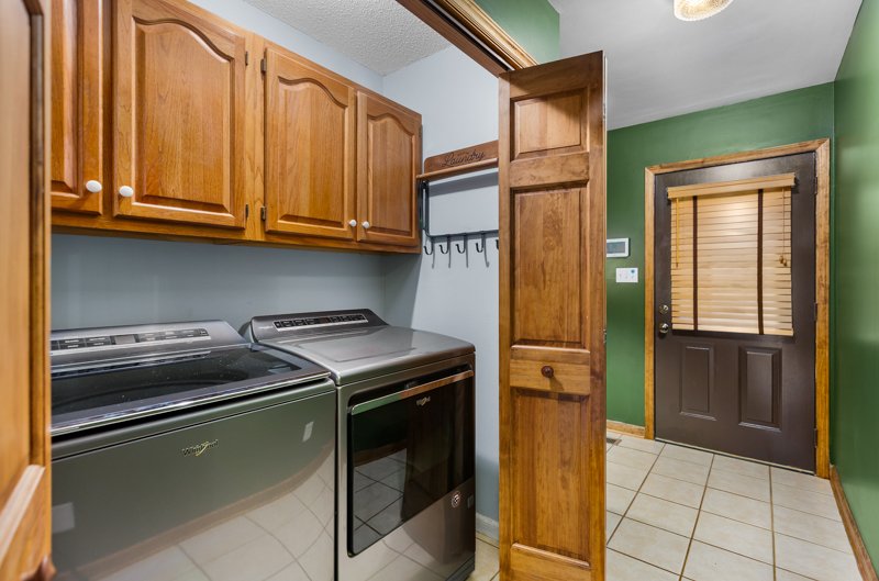4725 Hearthside Drive-40.jpg