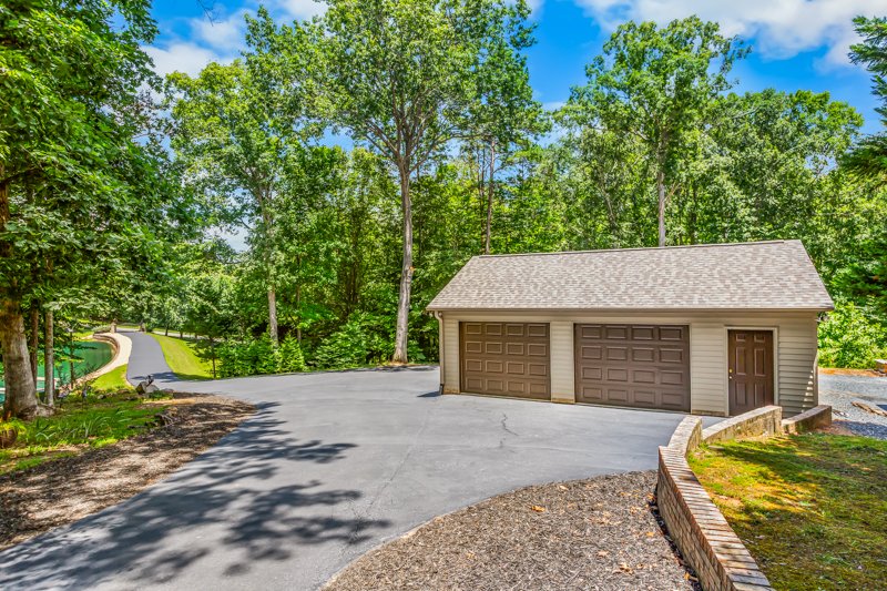 4725 Hearthside Drive-48.jpg