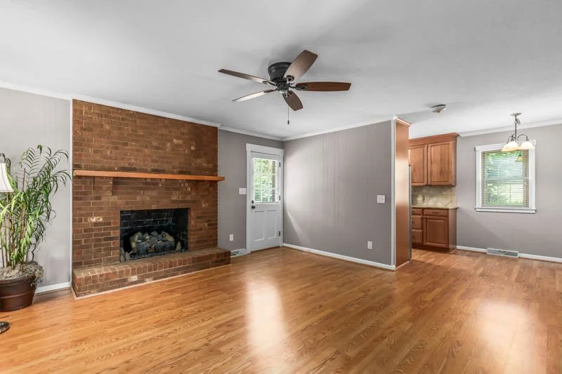 2150 Larkwood Drive-9.jpg