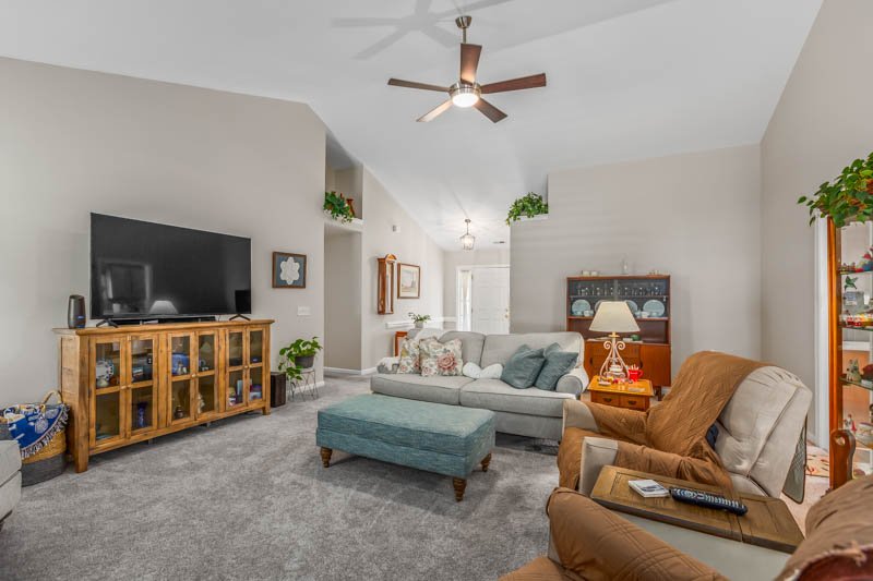 600 Walnut Crossing Drive-7.jpg