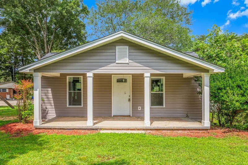 307 Wayside Drive-1.jpg