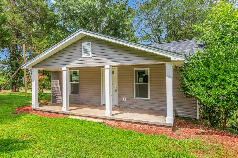 307 Wayside Drive-3.jpg