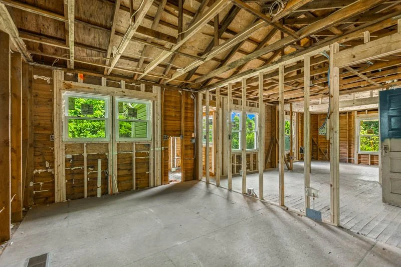 307 Wayside Drive-13.jpg