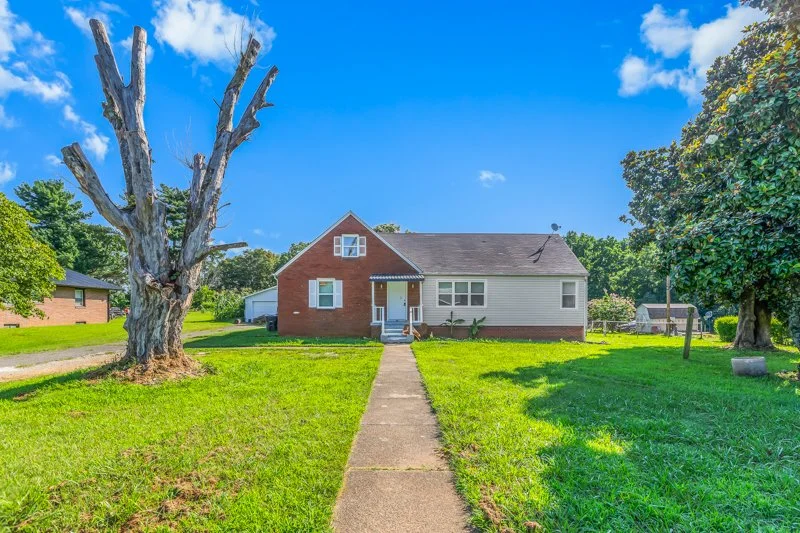 5119 Old Rural Hall Road-1.jpg
