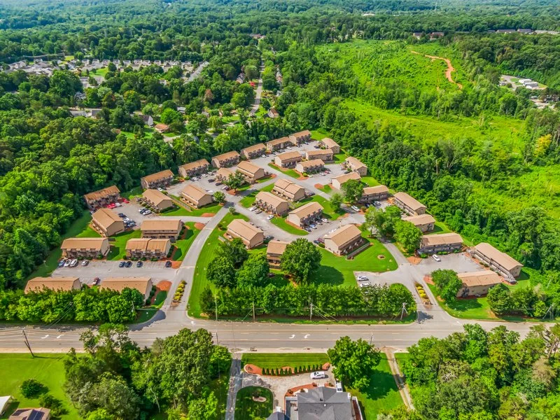 Vista Court-3.jpg