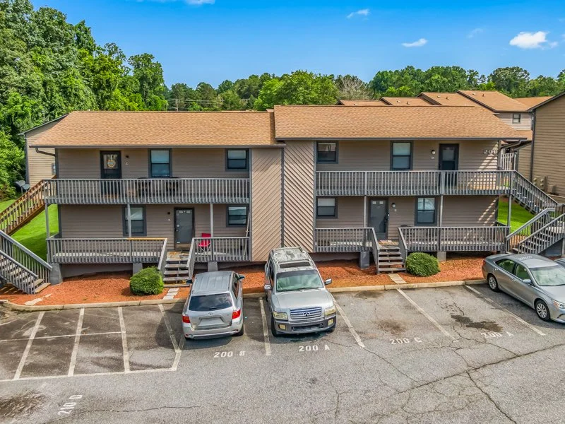 Vista Court-10.jpg