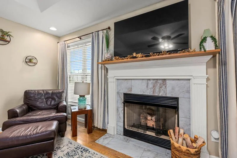 4556 Carriagebrook Court-14.jpg