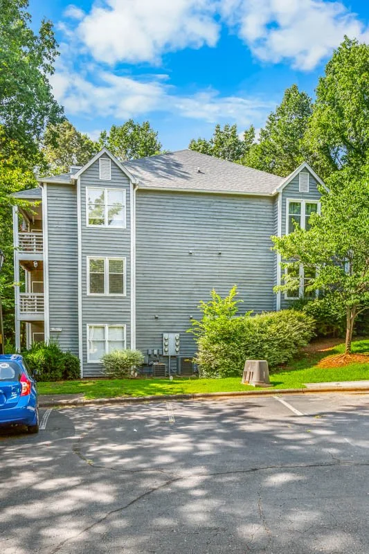 326 Meadows Circle-28.jpg