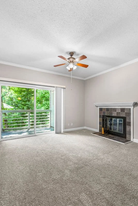 326 Meadows Circle-29.jpg