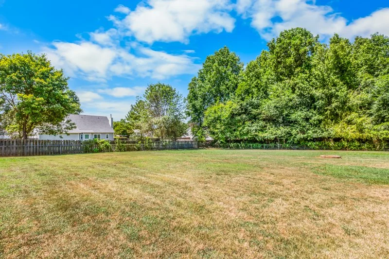 1184 Kingsway Drive-44.jpg