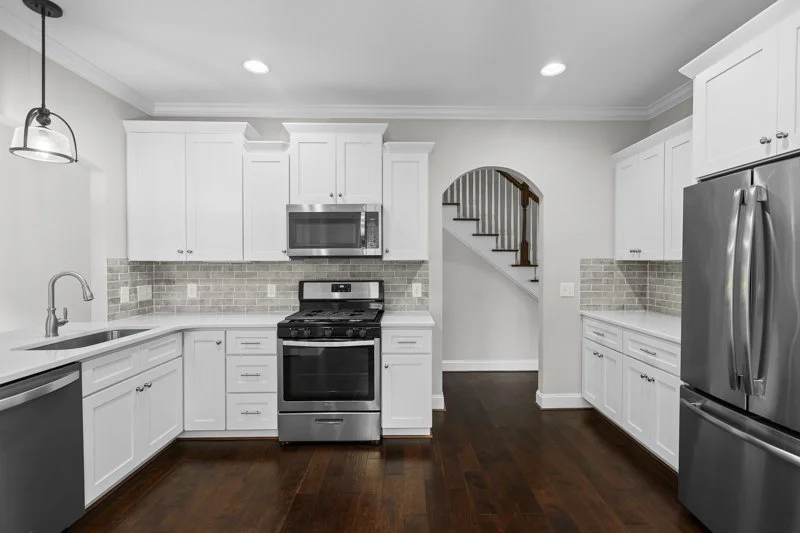 2013 Emilia Court-14.jpg