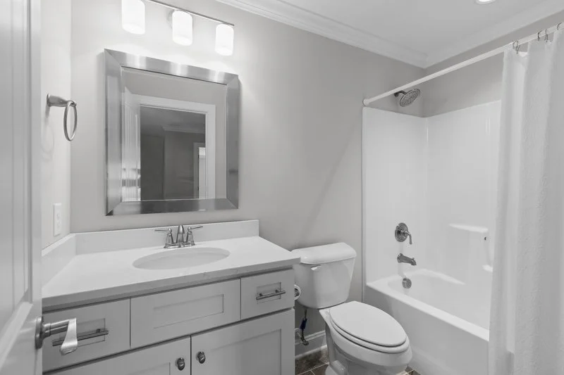 2013 Emilia Court-40.jpg