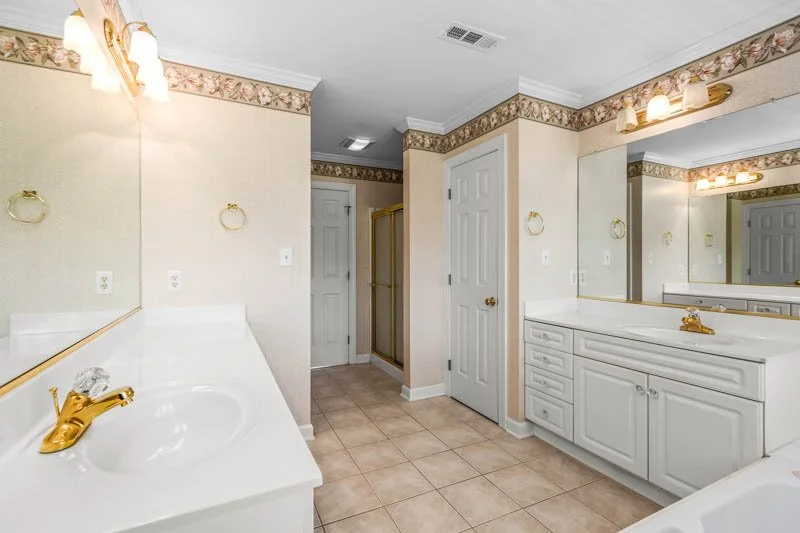 561 Oak Valley Boulevard-33.jpg