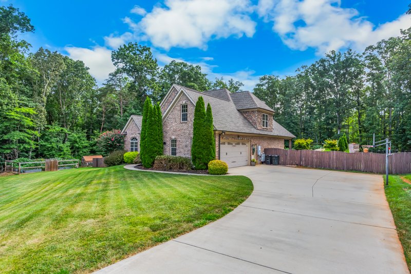 7545 Aspen Grove Drive-2.jpg