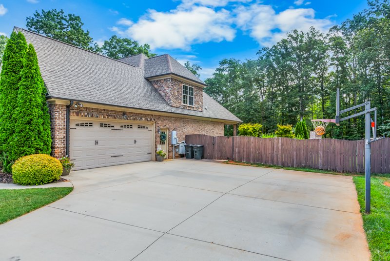 7545 Aspen Grove Drive-3.jpg