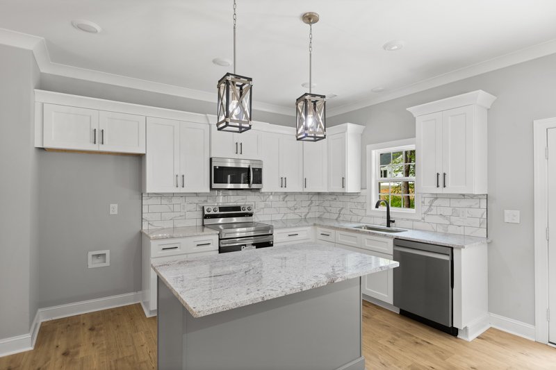 506 Carolina Avenue-12.jpg