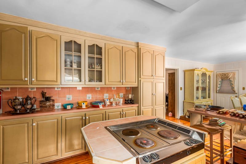 401 South Westview Drive-12.jpg
