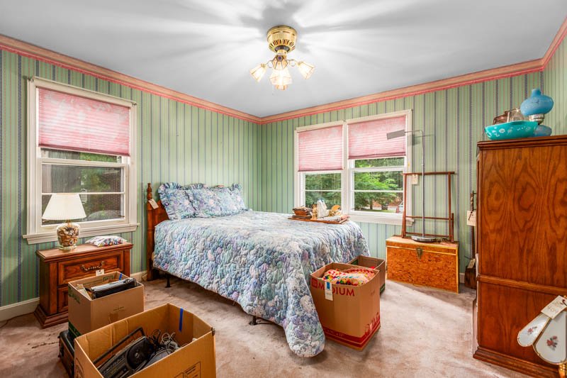 401 South Westview Drive-17.jpg