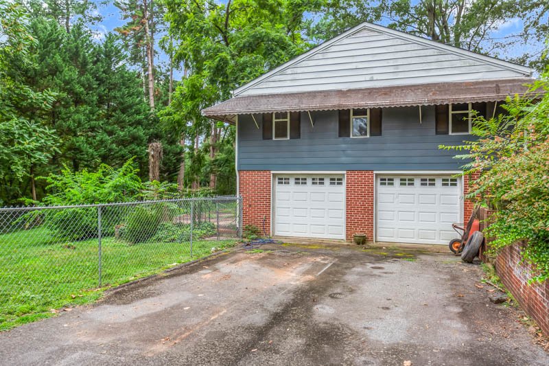 401 South Westview Drive-29.jpg