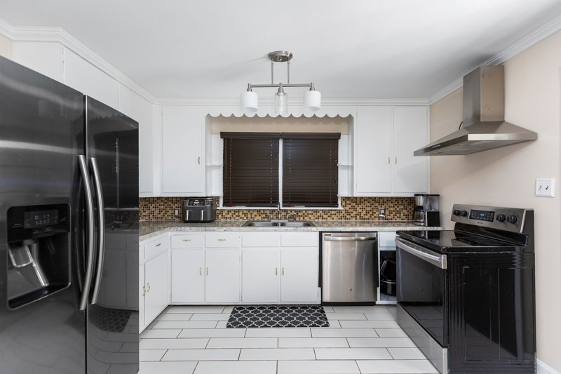 124 Dillon Street-13.jpg