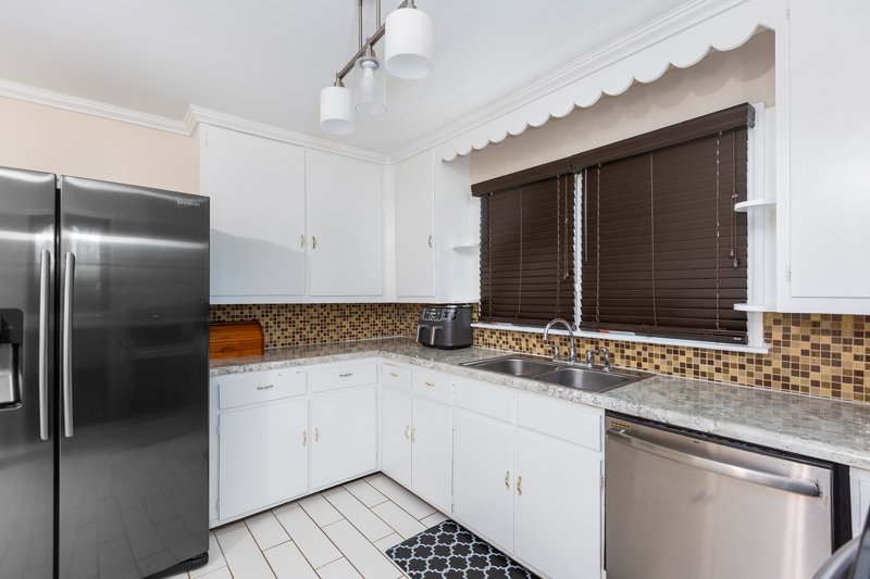 124 Dillon Street-15.jpg