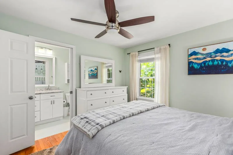 541 Robbins Road-19.jpg