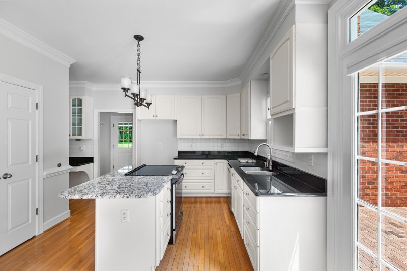 5736 Brightington Court-19.jpg