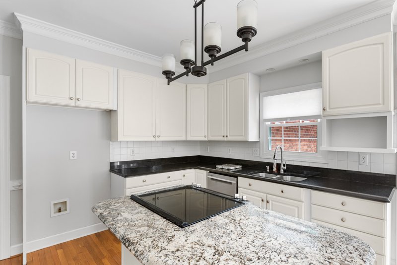 5736 Brightington Court-20.jpg