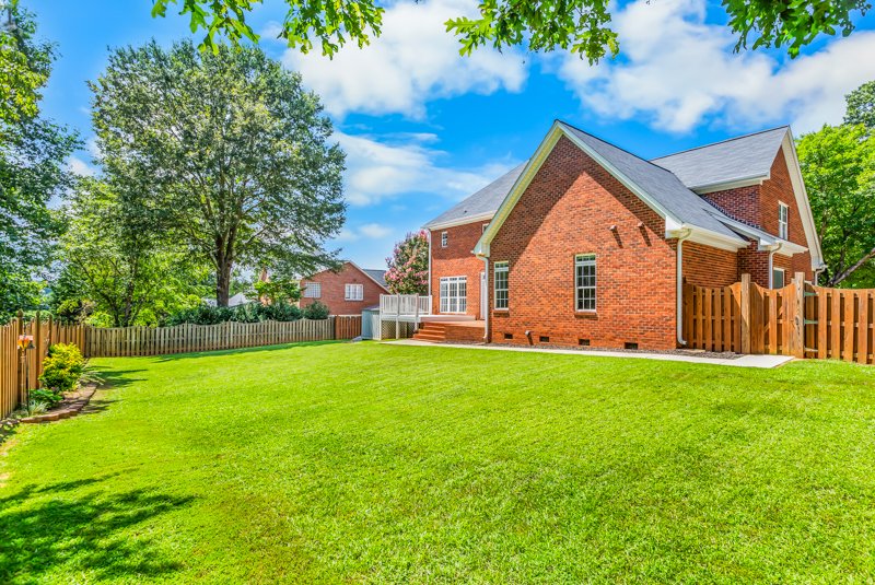 5736 Brightington Court-51.jpg