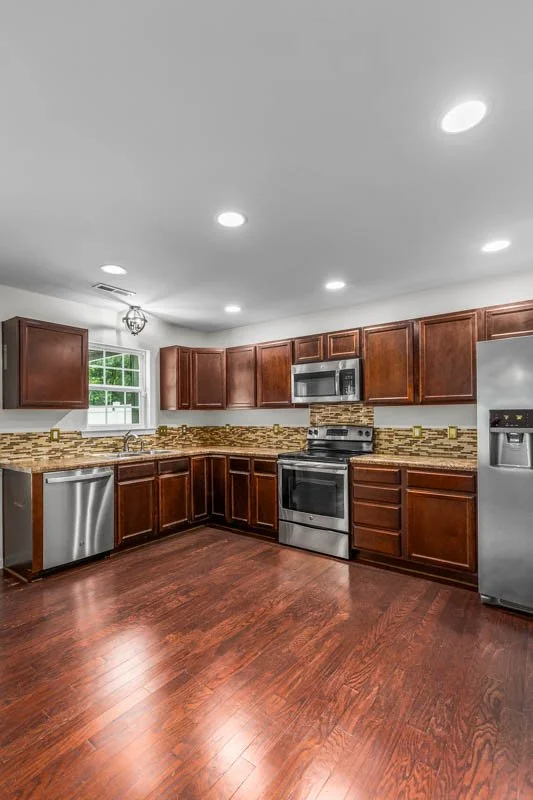 5531 Misty Hill Circle-35.jpg