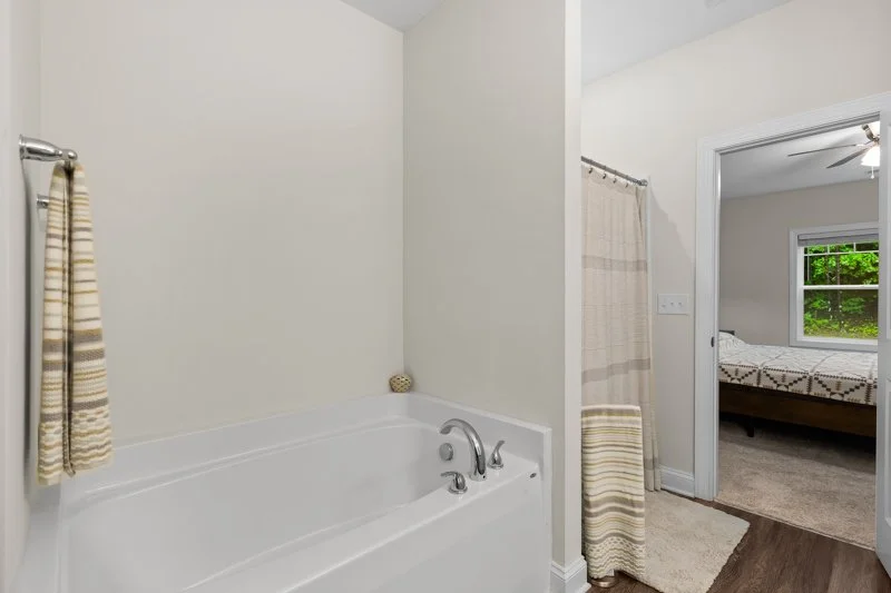 1540 South Peace Haven Road-22.jpg