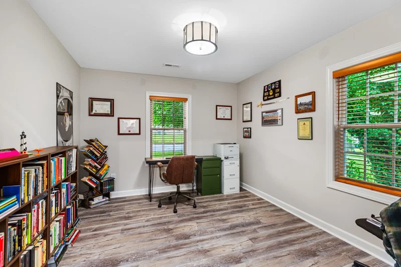 901 Askew Street-33.jpg