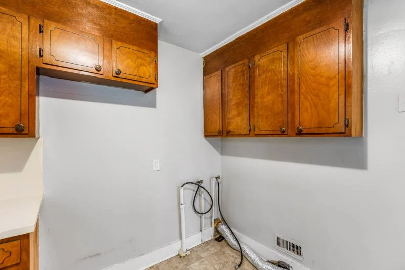 214 West Lemly Street-12.jpg