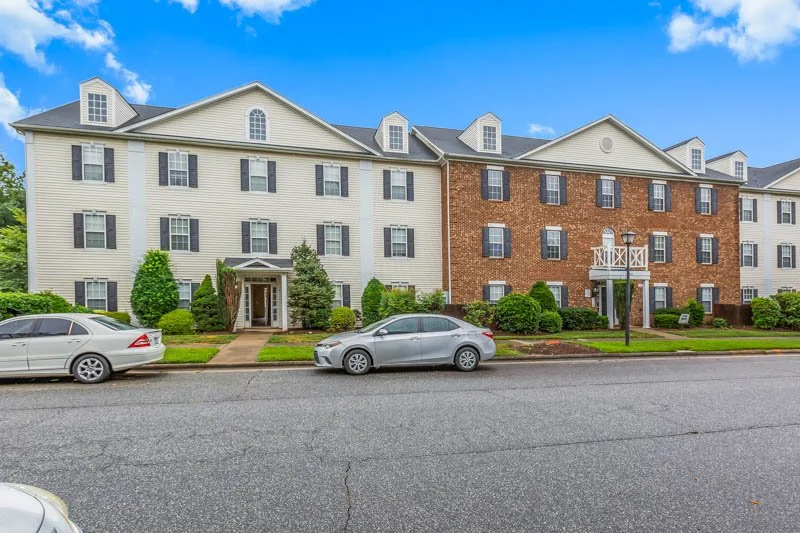 2101 Lambeth Farm Lane-1.jpg