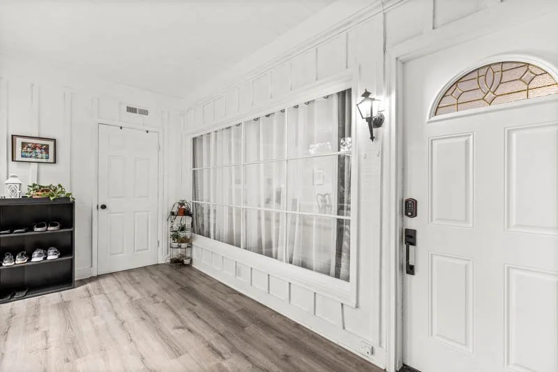 3062 Bonhurst Drive-7.jpg