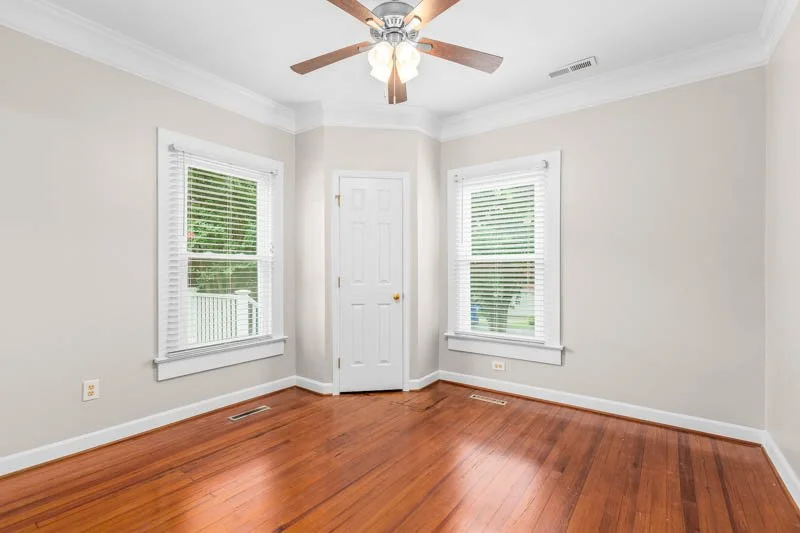 435 Lynhaven Drive-22.jpg