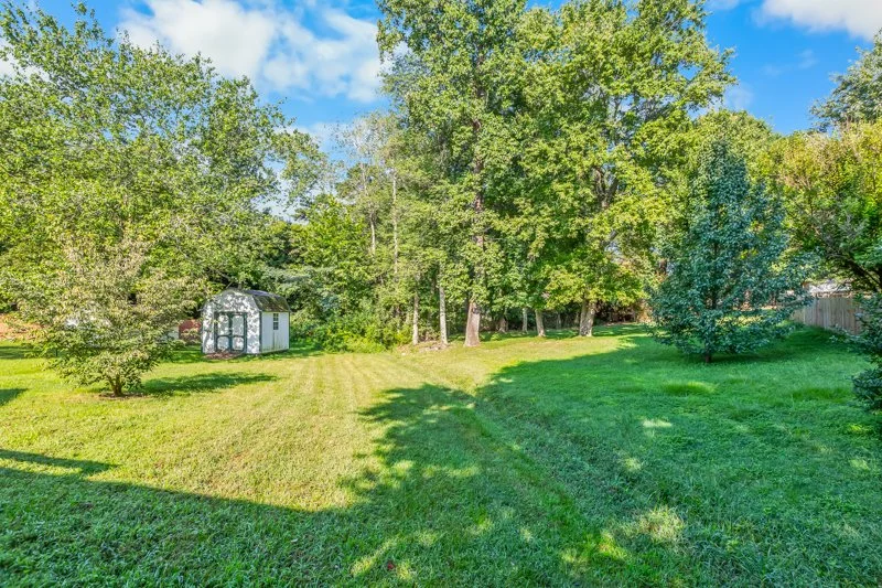 587 Porter Lane-29.jpg