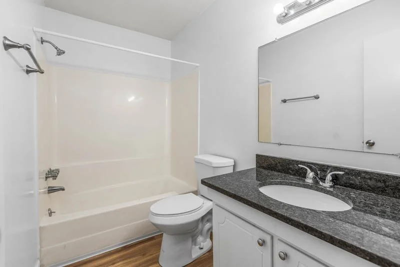 2235 Sunderland Road, 101C-14.jpg