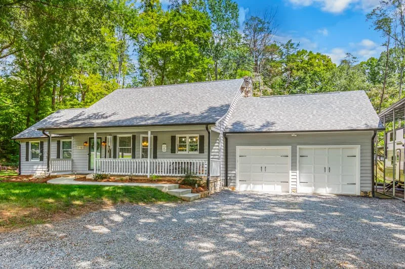 1140 Marshall Smith Road-4.jpg