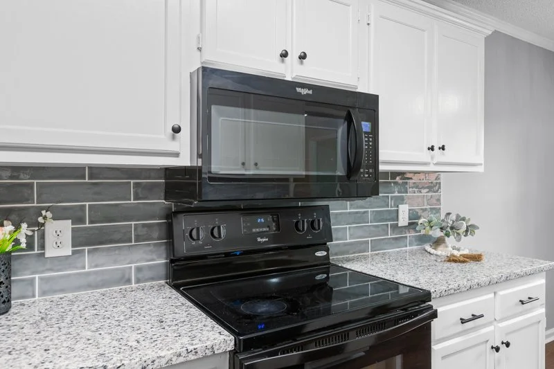 105 Forrest Oaks Drive-14.jpg