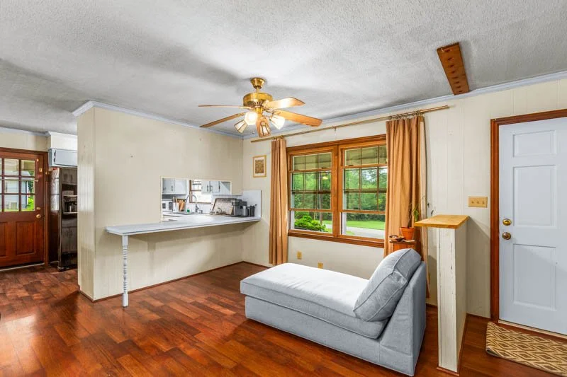 935 Rhine Road-8.jpg