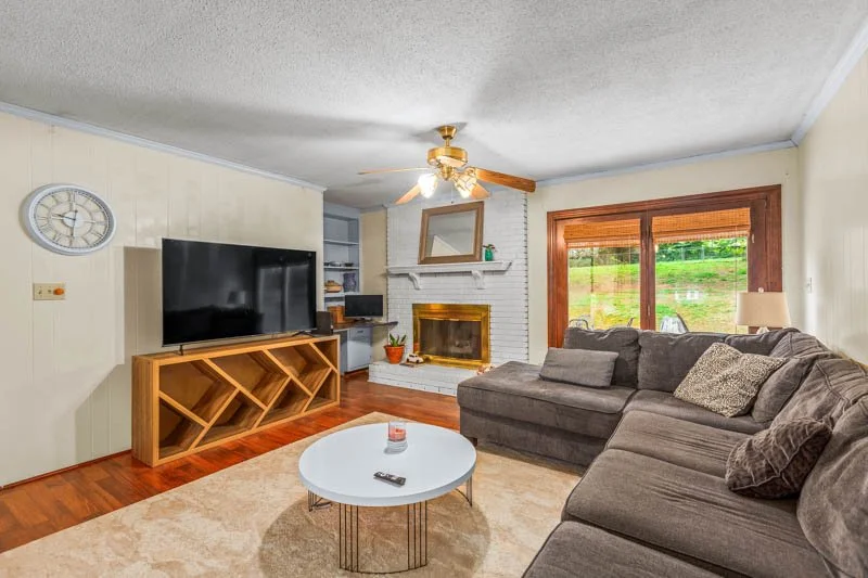935 Rhine Road-10.jpg