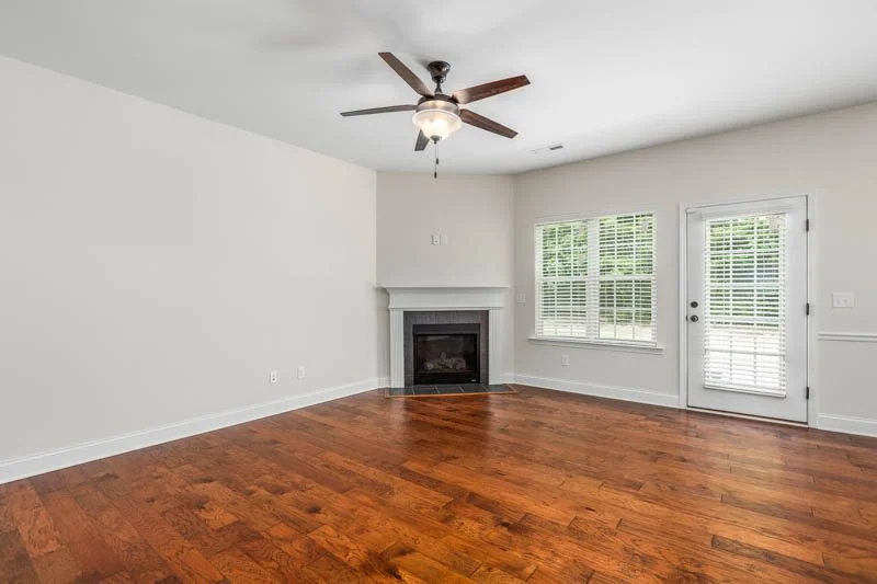 5104 Moseley Drive-6.jpg
