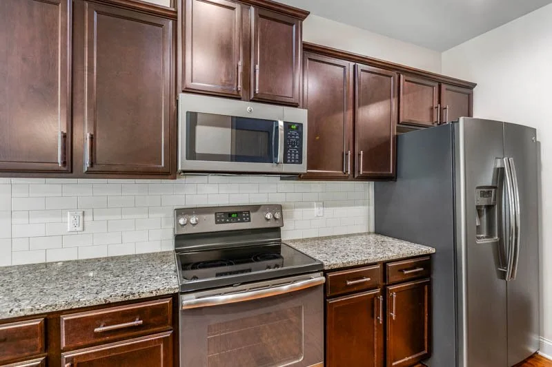 5104 Moseley Drive-13.jpg